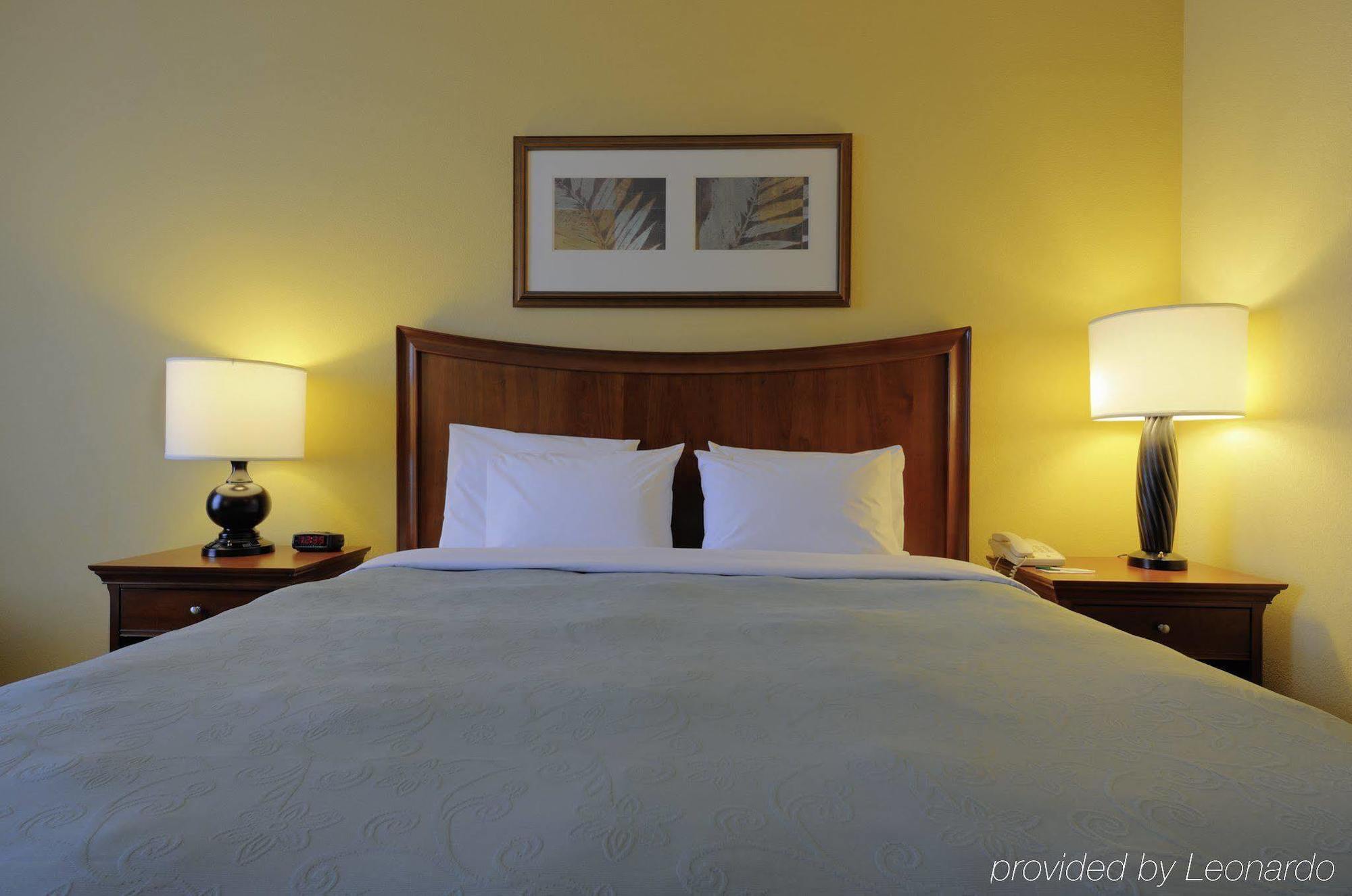 Spark By Hilton Orangeburg Room photo